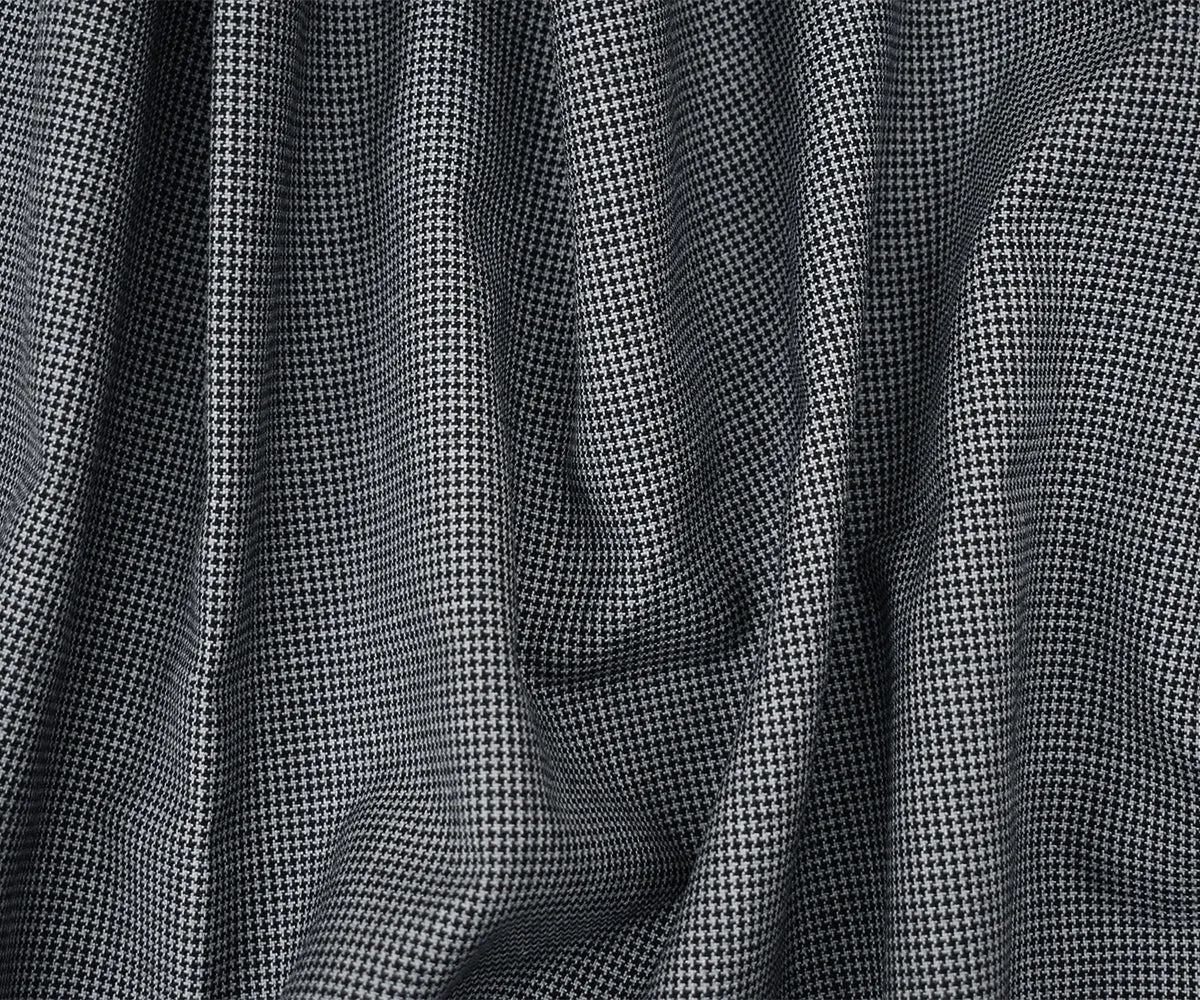 Black-Gray Wool Polyester Micro Houndstooth Woven Shirting Fabric