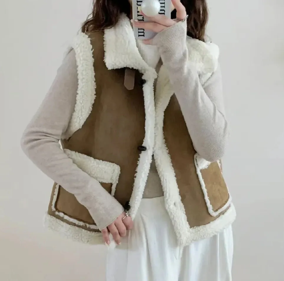 Faux Fur Lapel Horn Buttons Sleeveless Jacket