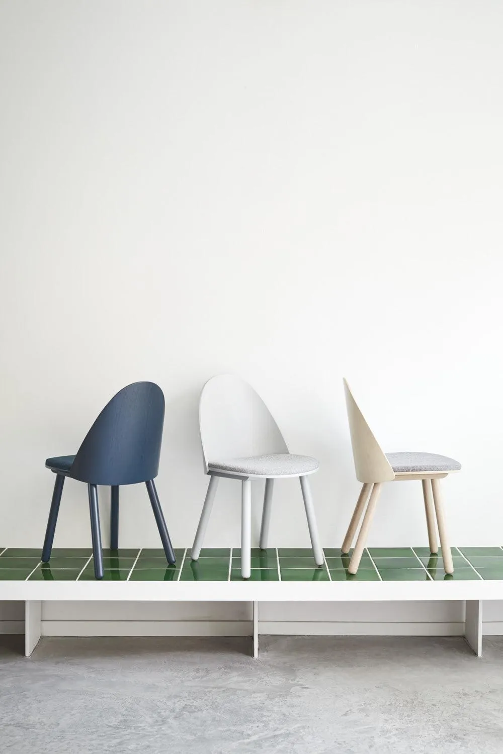 UMA chair blue